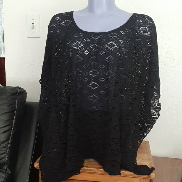 BECCA Black Geometric Shrug Poncho Swim Coverup - Picture 1 of 8